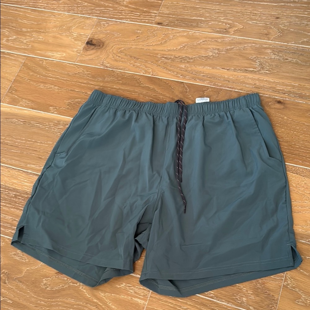 Columbia hike brief woven shorts Athletic men lined